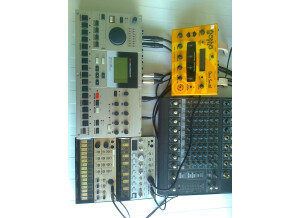 Dave Smith Instruments Mopho (79931)