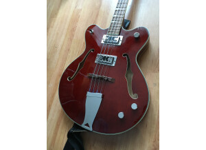 Eastwood Guitars Classic 4 Bass (40237)