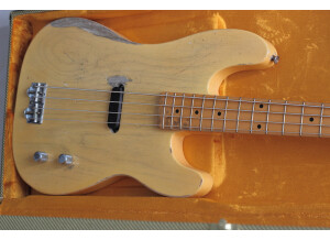 Fender Dusty Hill Signature Precision Bass (51175)