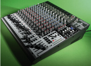 Behringer Xenyx 2442FX (14995)