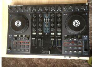 Native Instruments Traktor Kontrol S4 (58822)