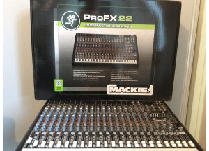 Mackie ProFX22 (57077)