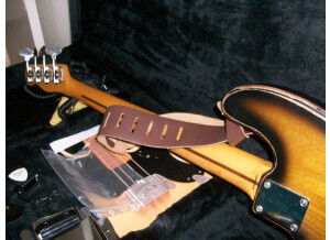 Fender Classic '51 Precision Bass (74147)