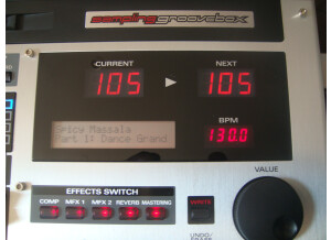 Roland MC-808 (20075)