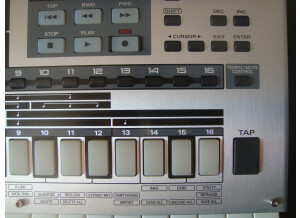 Roland MC-808 (48866)