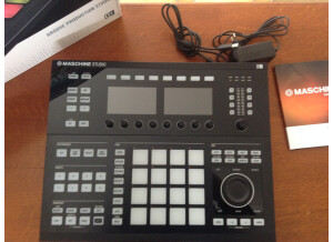 Native Instruments Maschine Studio (2608)
