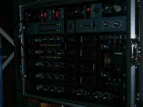 Behringer DJX750
