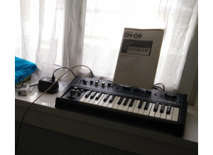 Roland SH-09 (68667)