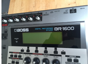 Boss BR-1600CD Digital Recording Studio (6689)