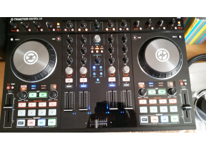 Native Instruments Traktor Kontrol S4 mk2 (26716)