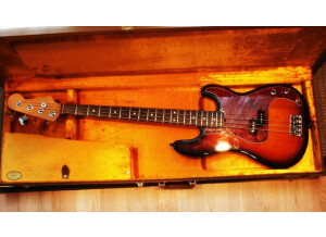 Fender American Standard Precision Bass [2008-2012] (38428)