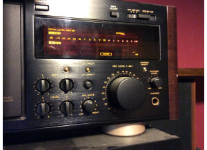 Teac V-7010