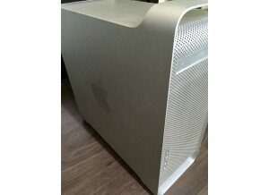 Apple PC  POWER  MAC G5 10.5.8 2GO RAM