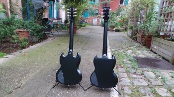 Gibson SG Special 2016 T : Photos SG Special 2016 13 (T à gauche, HP à droite) Gibson SG Special 2016 T : Photos SG Special 2016 13 (T à gauche, HP à droite)