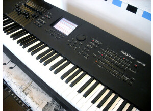 Yamaha motifXF8 05