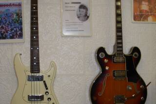 Aria Diamond Bass