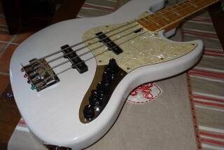 Sire Marcus Miller V7 Ash 4ST