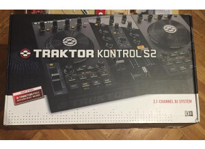 Native Instruments Traktor Kontrol S2 (25601)