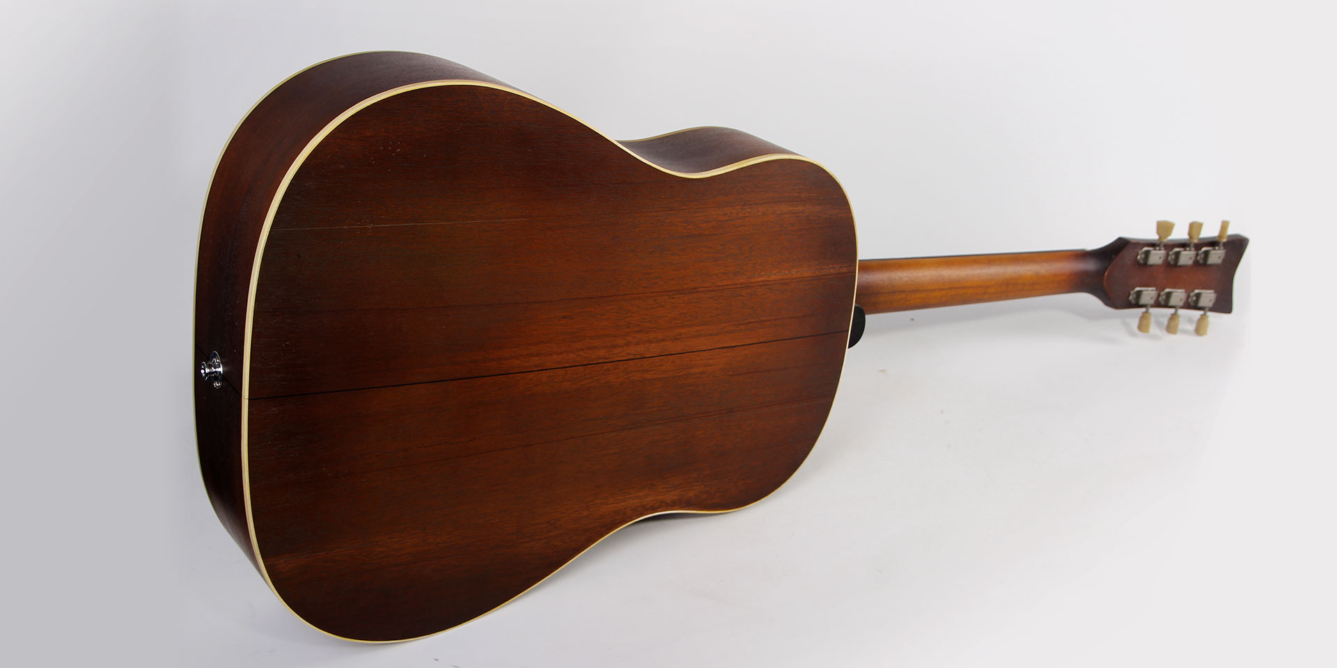 Wild Customs Harvest J-45 : HARVEST 45 BACKSIDE 1920px