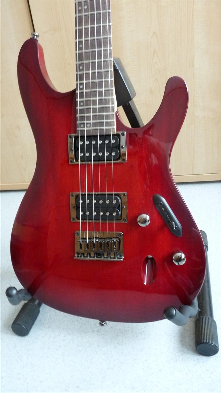 Ibanez S521