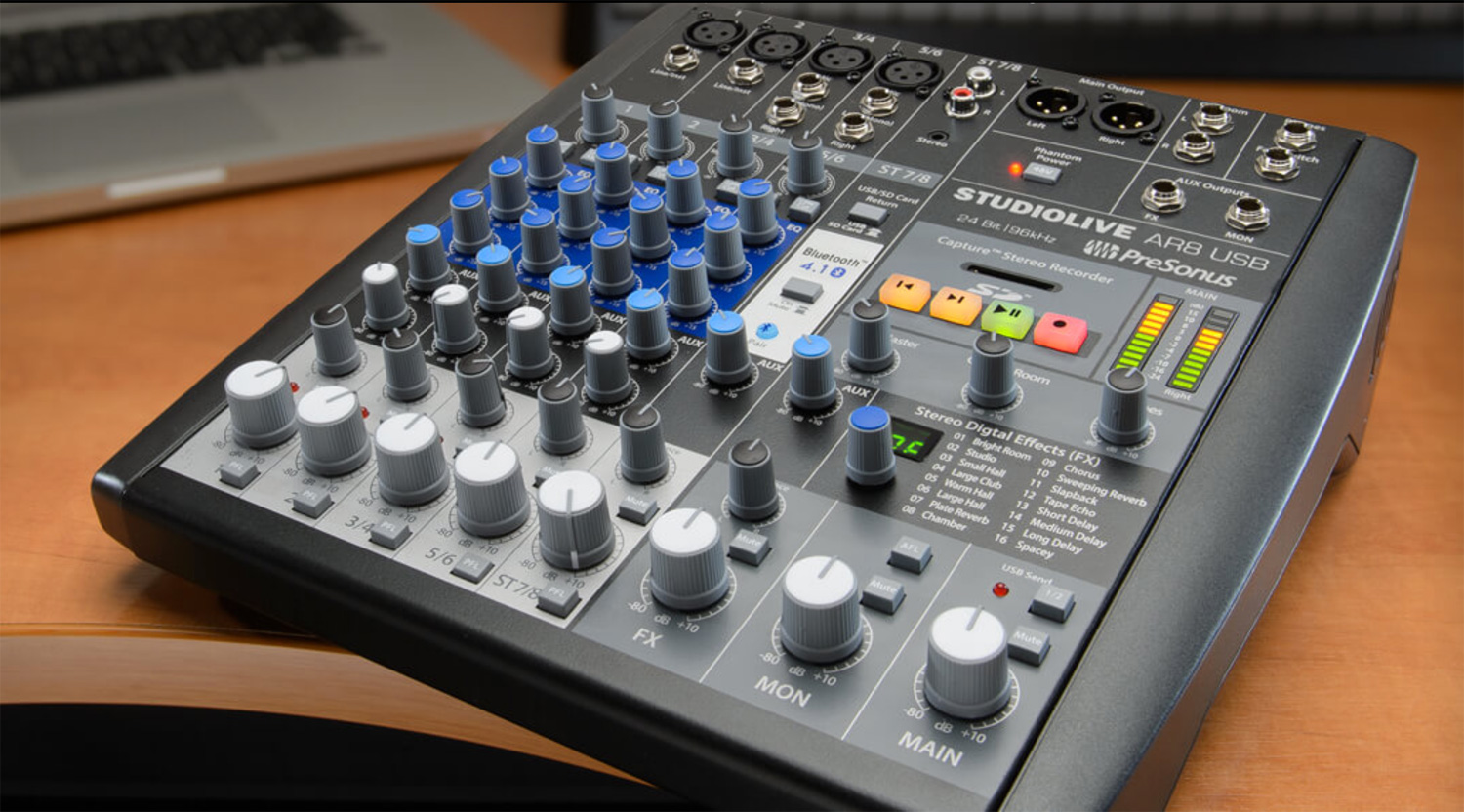 PreSonus AR8 USB : presonus studiolive ar8 usb persp