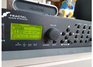 Fractal Audio Systems Axe-Fx Ultra (75431)