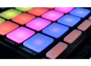 Native Instruments Traktor Kontrol F1 (92761)