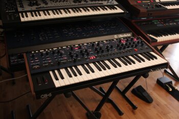 Dave Smith Instruments OB-6 : OB 6 04.JPG Dave Smith Instruments OB-6 : OB 6 04.JPG