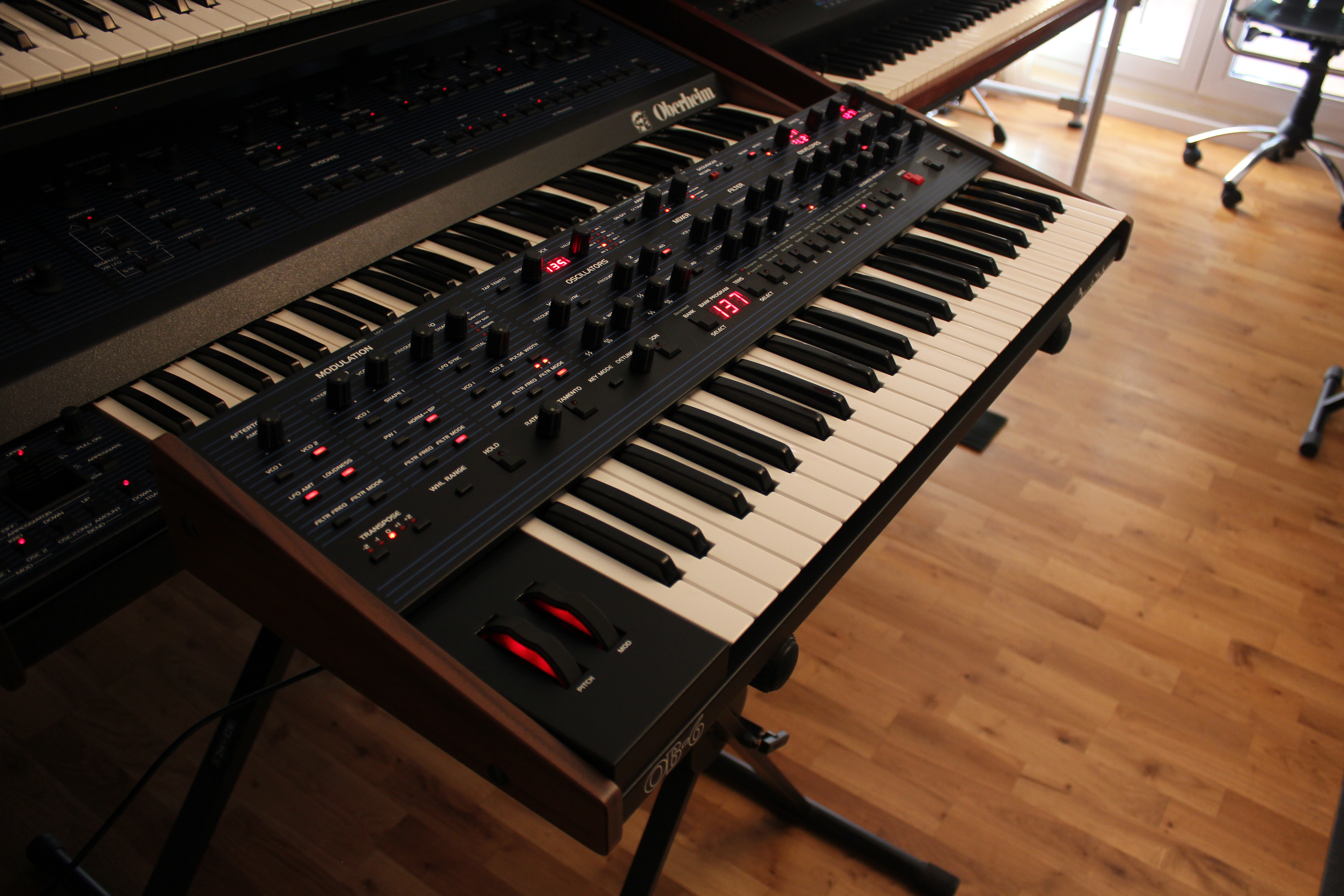 Dave Smith Instruments OB-6 : OB 6 06.JPG