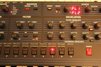 Dave Smith Instruments OB-6 : OB 6 16.JPG Dave Smith Instruments OB-6 : OB 6 16.JPG