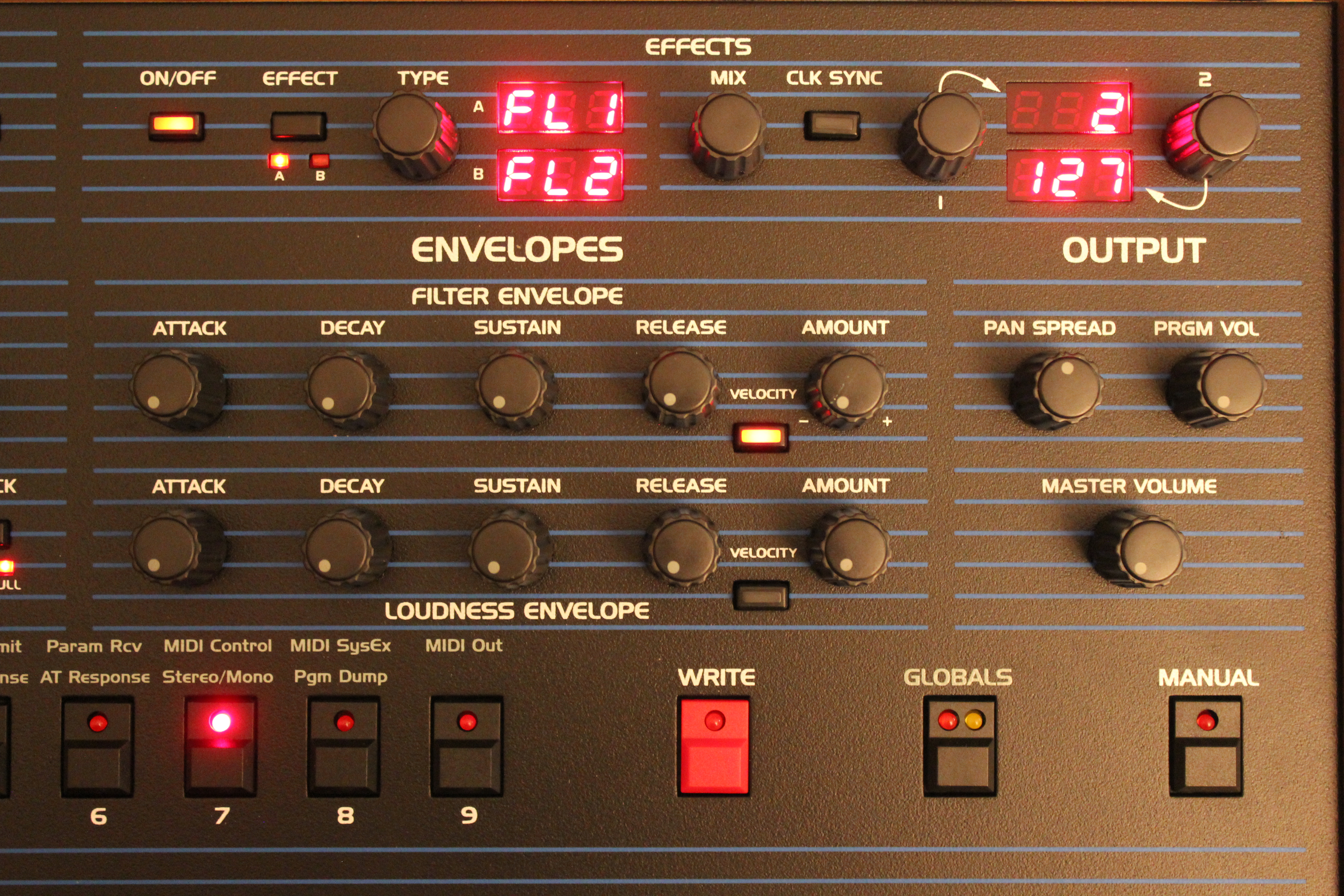 Dave Smith Instruments OB-6 : OB 6 24.JPG