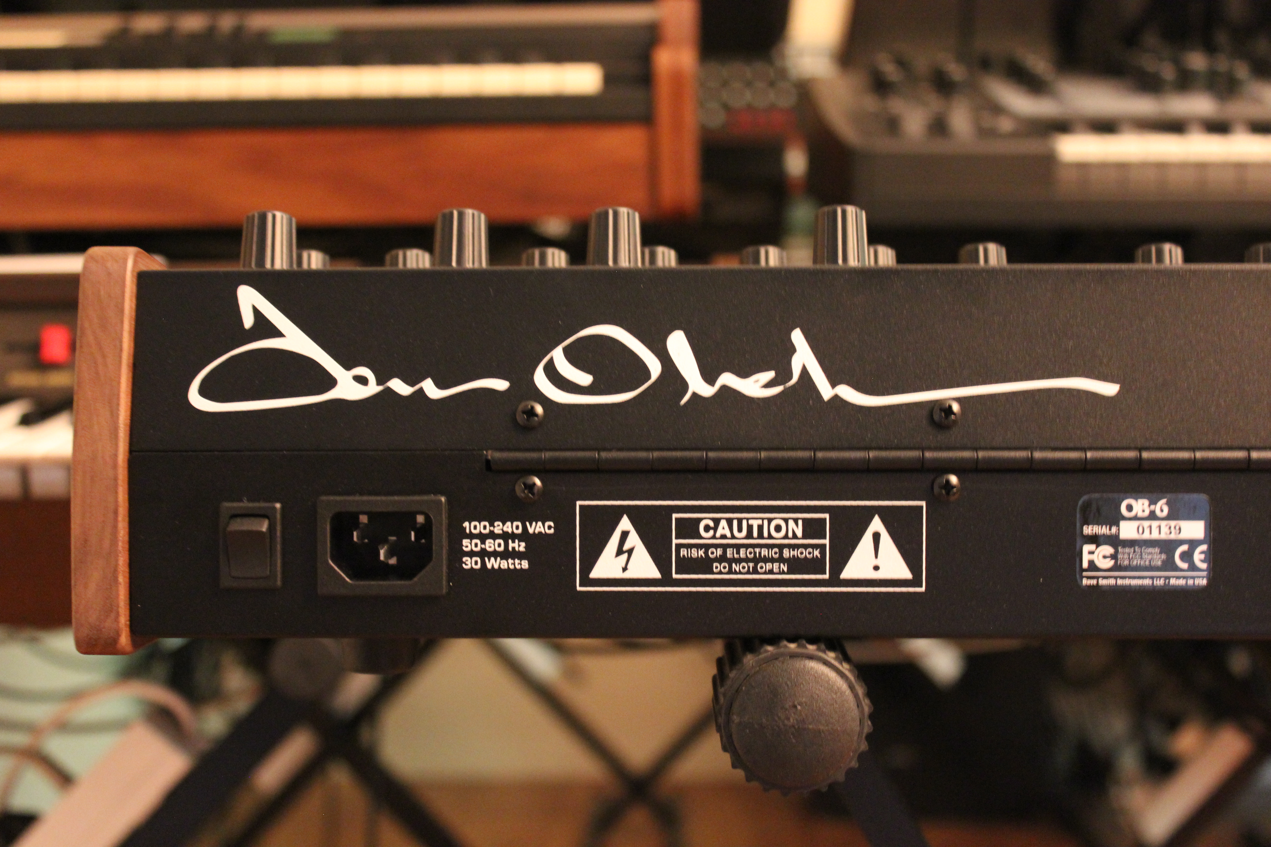Dave Smith Instruments OB-6 : OB 6 32.JPG