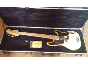 Fender 60th Anniversary P Bass (85512)
