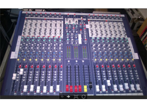 Table mix Soundcraft LX7II 16