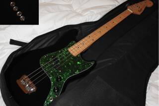 Squier Affinity Bronco Bass (1999-2020)