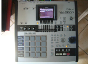 Roland MV-8800 (70786)