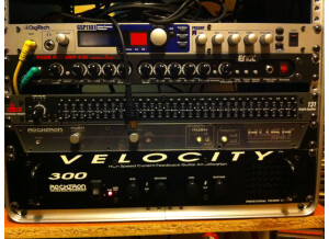 Rocktron Velocity 300 (98021)