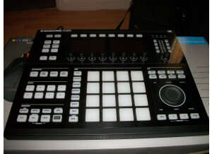 Native Instruments Maschine Studio (34605)