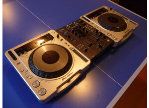 Pioneer 2 CDJ 800MK2 + DJM400