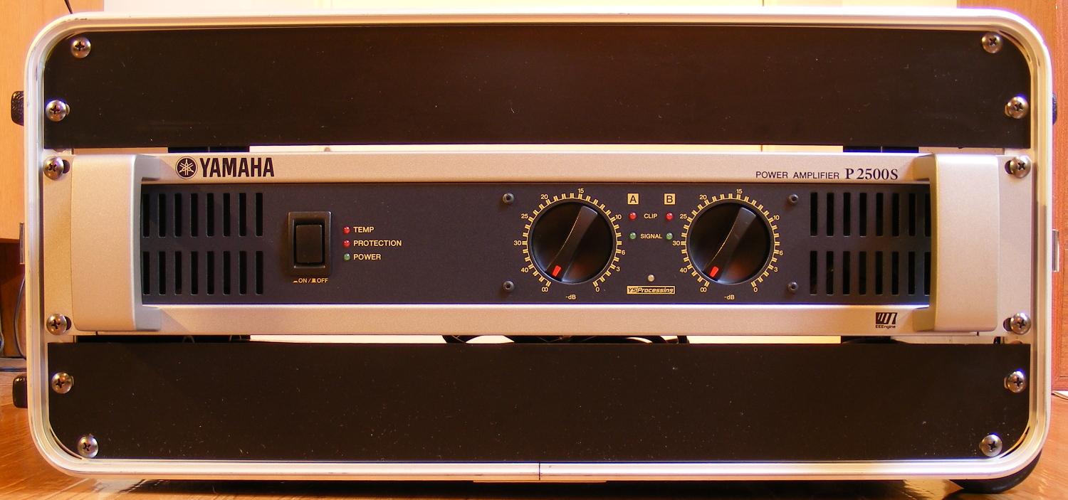 Yamaha P2500S