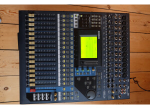 Yamaha 01V96 (24545)
