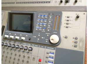 Tascam DM-3200 (48823)