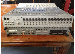 Tascam DM-3200 (7822)