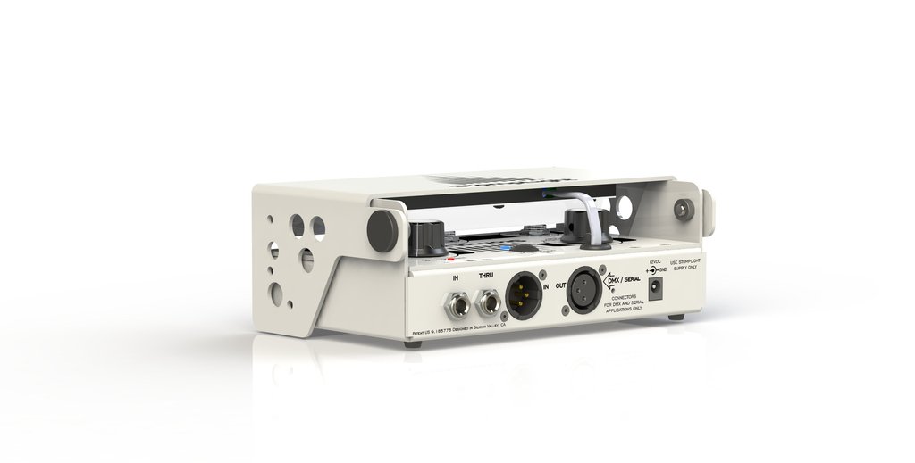 white lid down rear shadow 2016 06 11 1024x1024