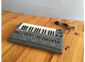 Roland SH-101 (2295)