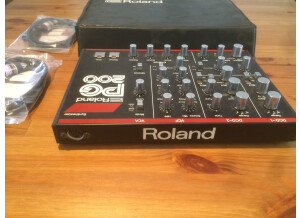 Roland PG-200 (29699)