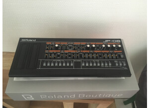 Roland JP-08 (7574)