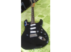 Fender Stratocaster Squier Series (24695)