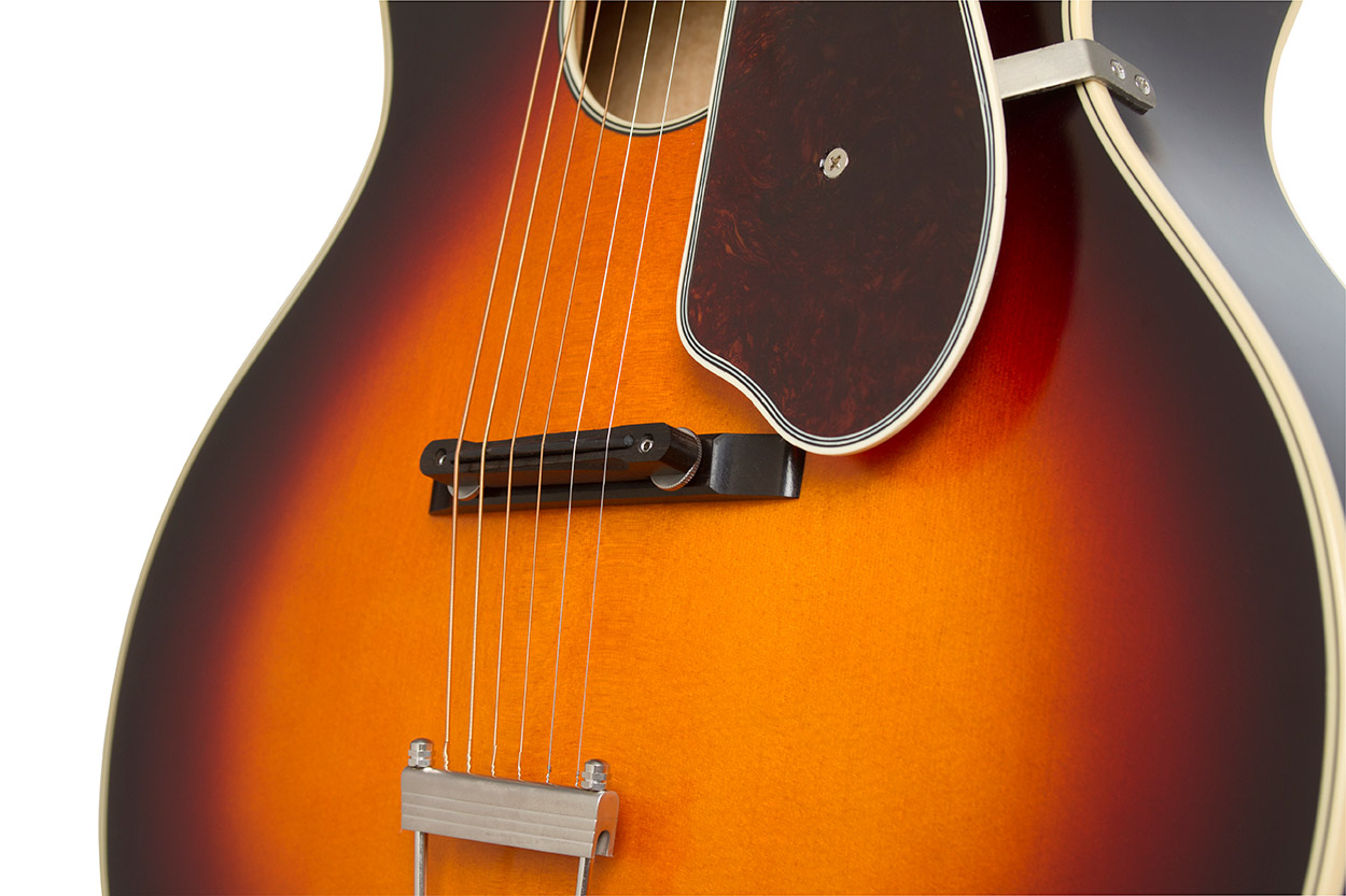 Epiphone Masterbilt De Luxe : P CentDlx VS3