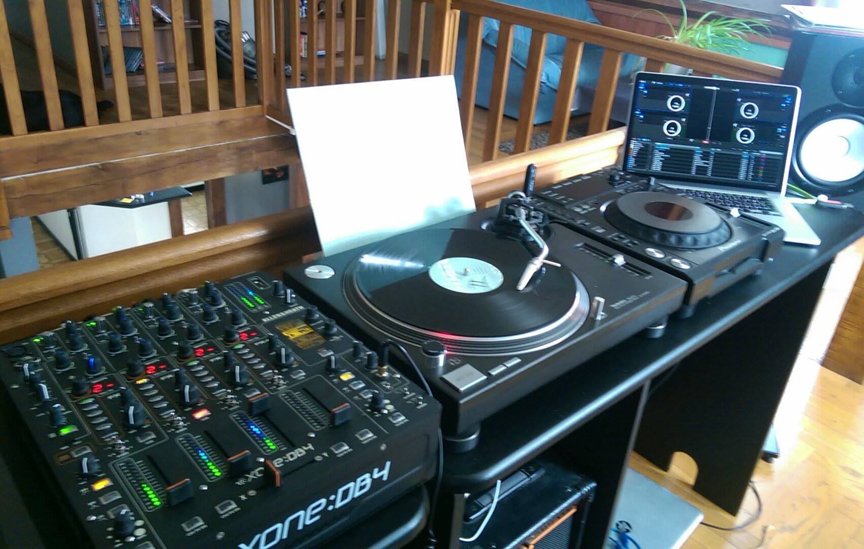 Allen & Heath Xone:DB4